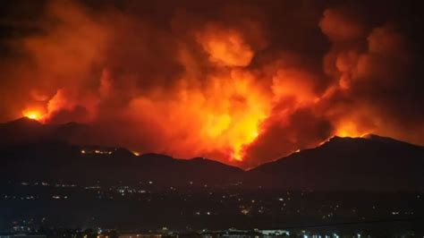 fire in lake elsinore|Timelapse video shows dramatic spread of Airport。